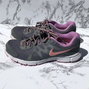 Nike Free Runs in good condition Size 11